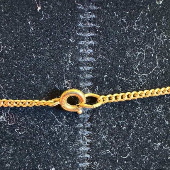 High Quality Nephrite Jade Cross Pendant with 1/20 14K Gold Filled Chain - Picture 15 of 16